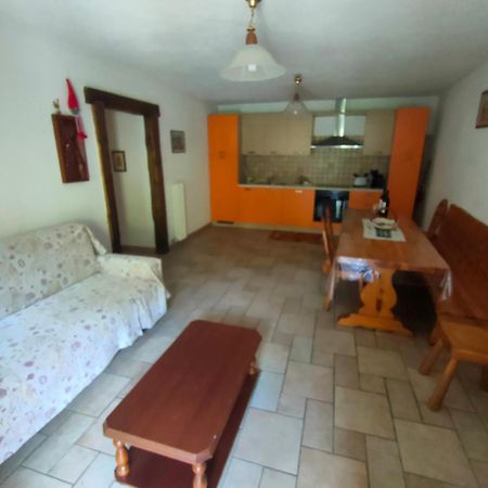La Tour Apartamento Gignod Quarto foto
