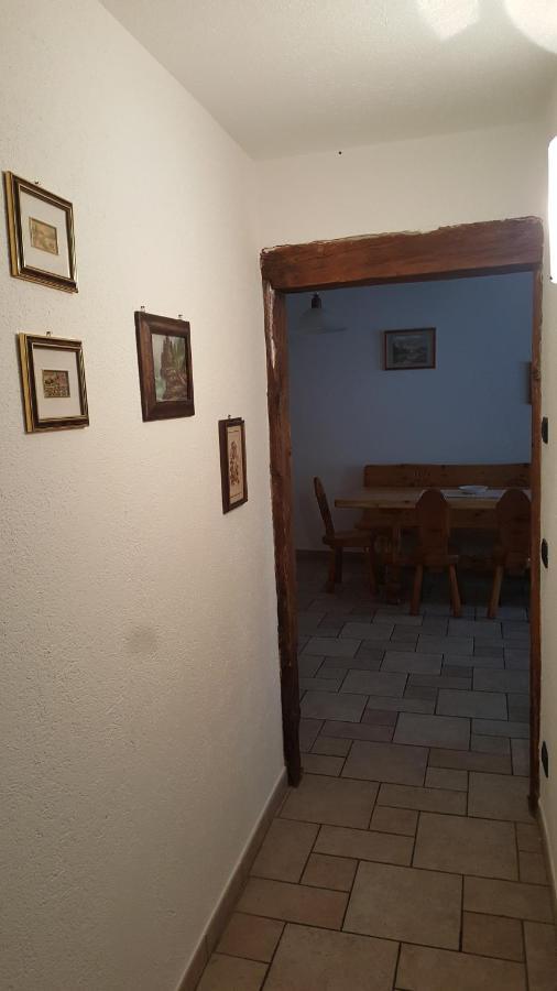 La Tour Apartamento Gignod Exterior foto